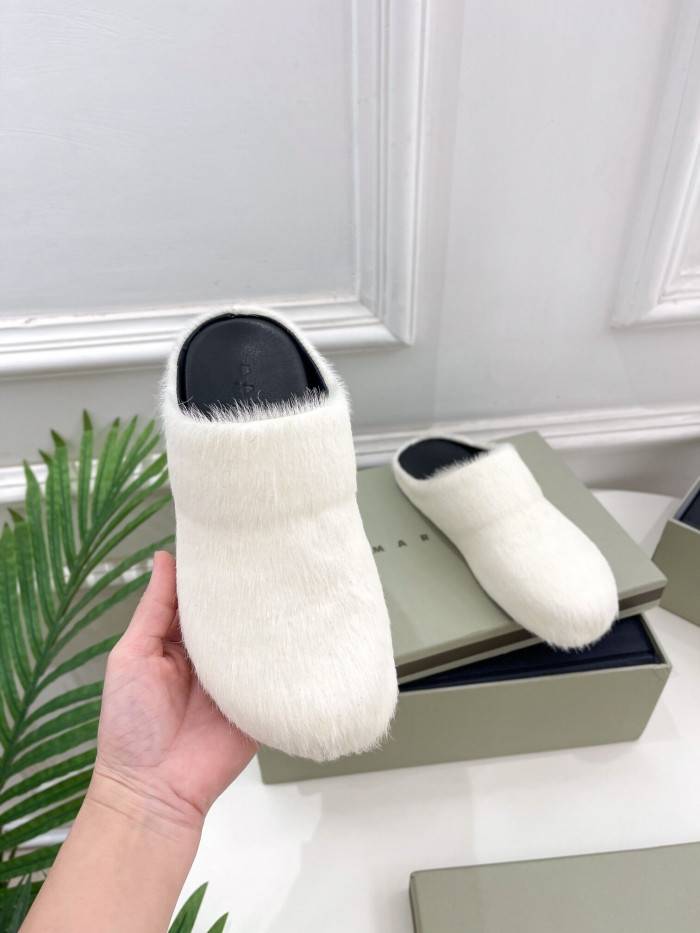 MARNI TEXTURED CALF HAIR CLOG SLIPPERS-WHITE MR1