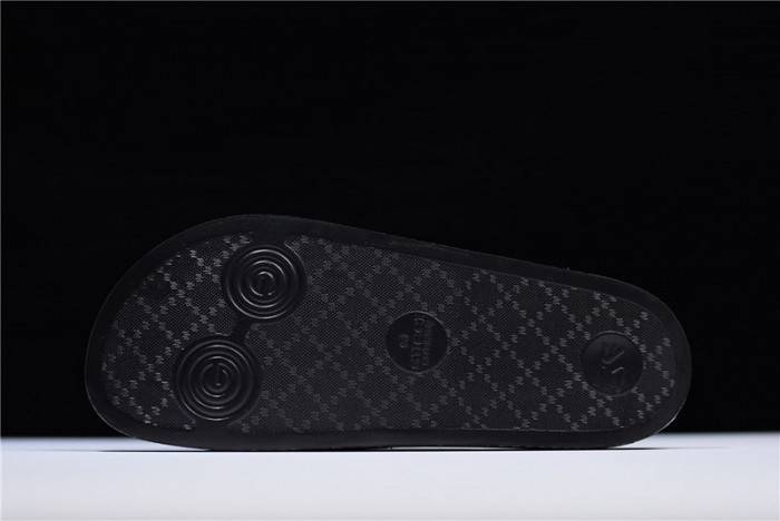 GUCC SLIPPERS