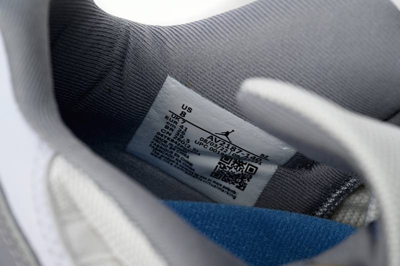 Air Jordan 11 Retro Low Cement Grey
