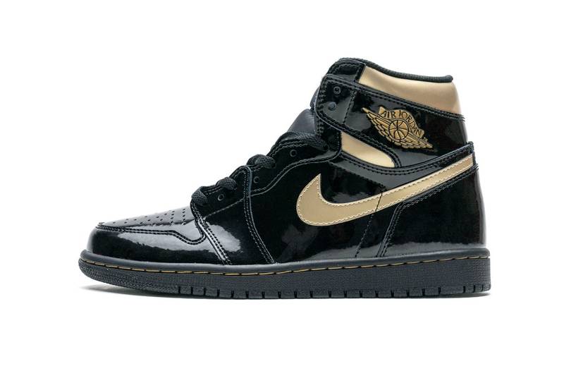 Air Jordan 1 Retro High Black Metallic Gold