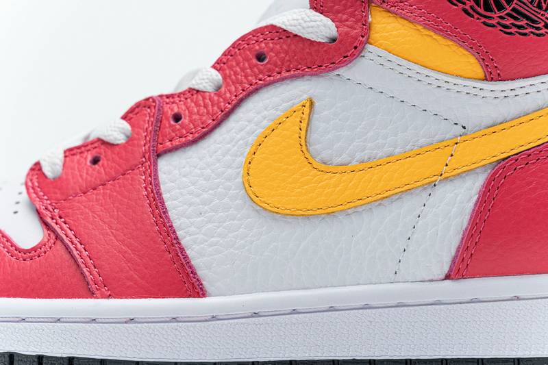 Air Jordan 1 Retro High OG Light Fusion Red​