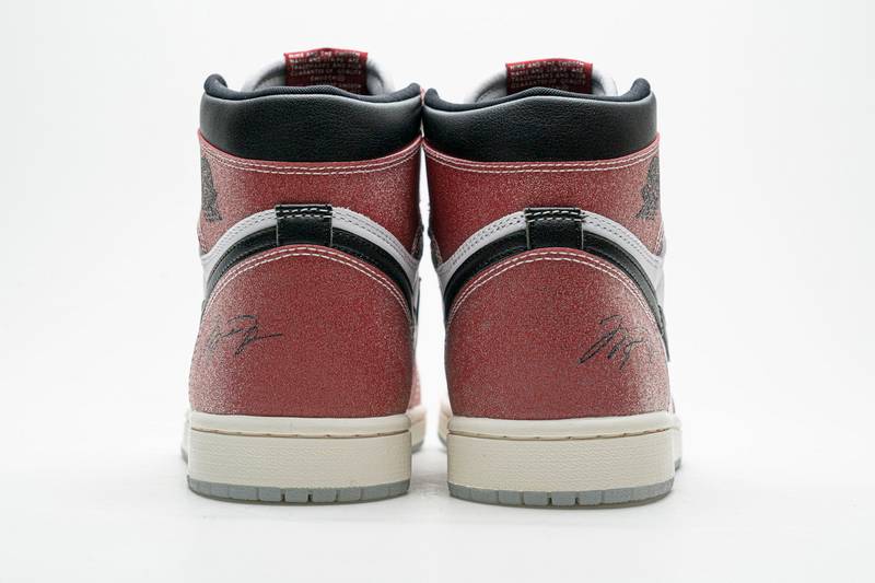 Air Jordan 1 Retro High OG Trophy Room