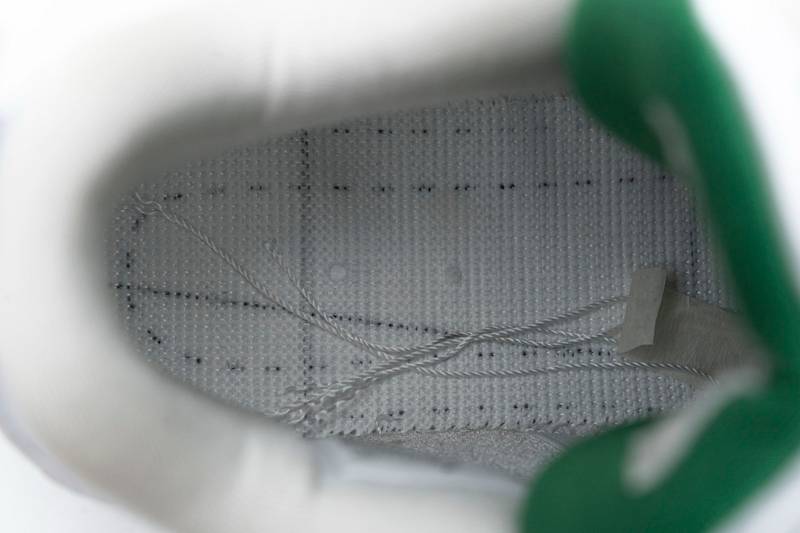 Air Jordan 4 Retro Metallic Green