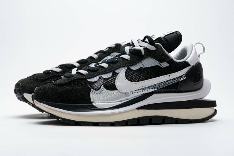 Sacai x Nike Pegasua Vaporfly Black White