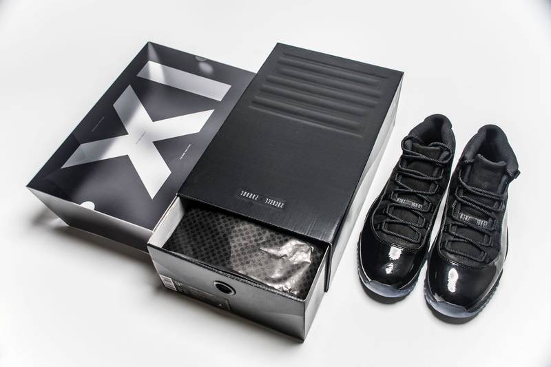 Air Jordan 11 Cap and Gown