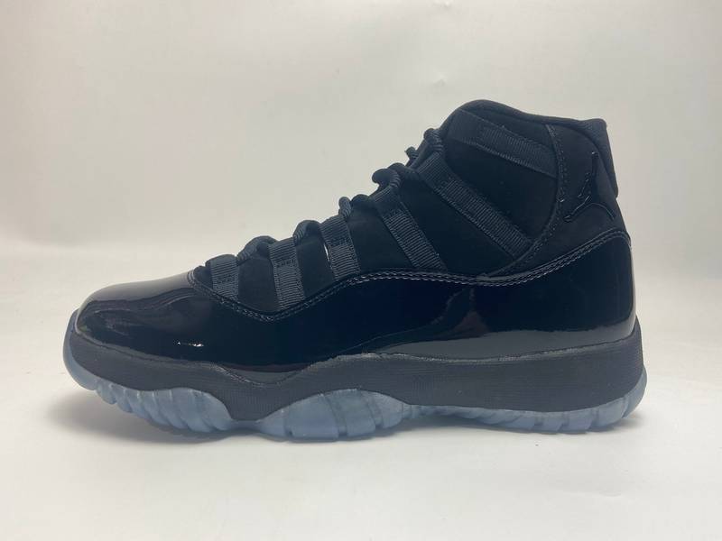 Air Jordan 11 Retro Cap and Gown