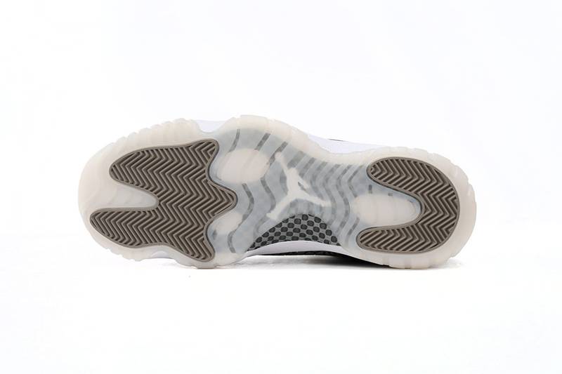 Air Jordan 11 Retro Low Cement Grey