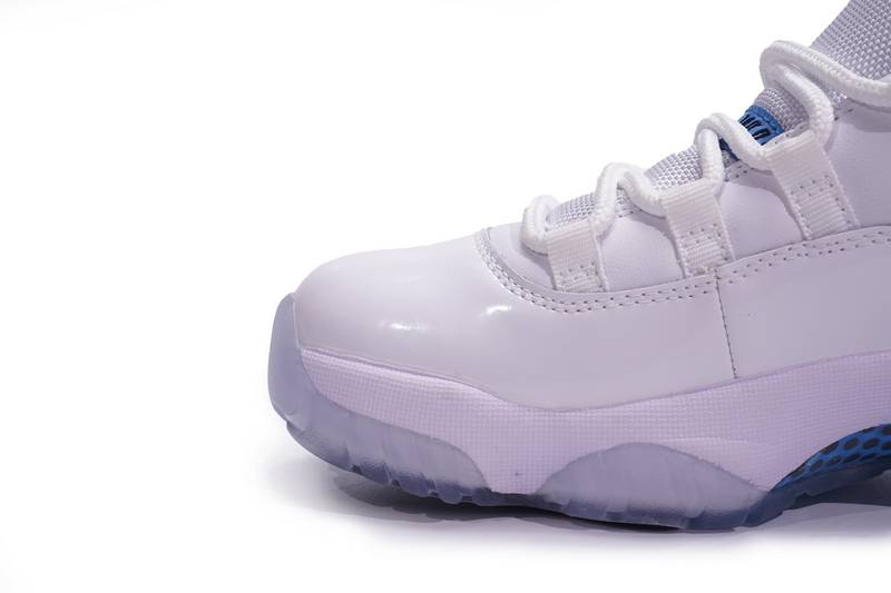 Air Jordan 11 Retro Low Legend Blue