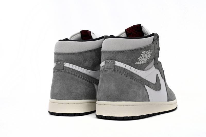 Air Jordan 1 Retro High OG Washed Black