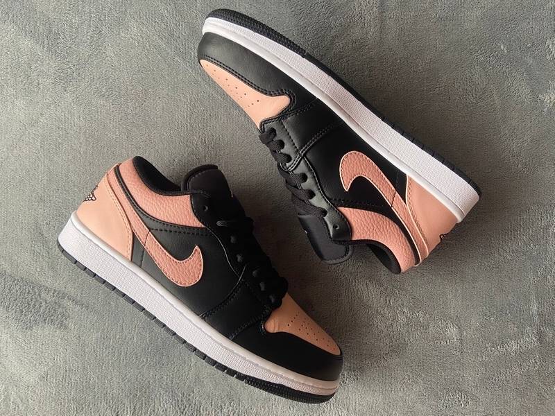 Air Jordan 1 Low Crimson Tint​