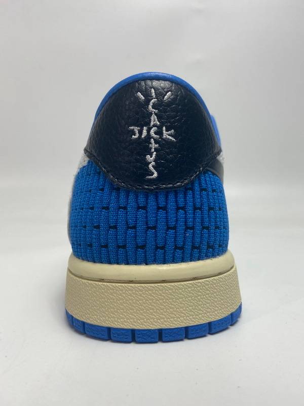Air Jordan 1 Low Flyknit Fragment Design xTravis Scott