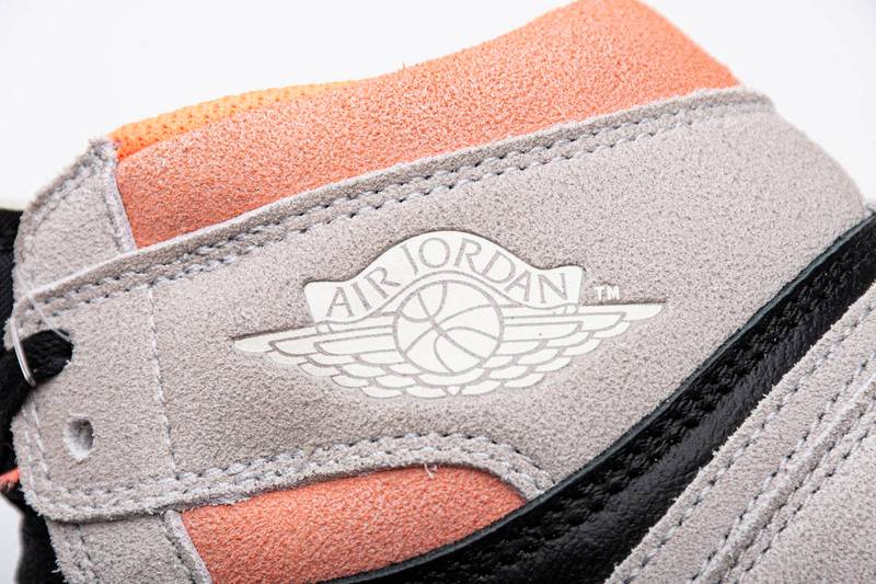 Air Jordan 1 OG Hi Retro Neutral Grey