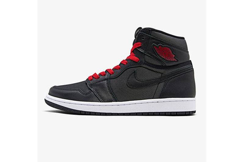 Air Jordan 1 Retro High OG Black Satin Gym Red