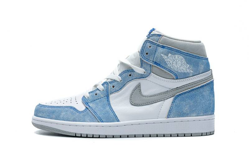 Air Jordan 1 Retro High OG Hyper Royal