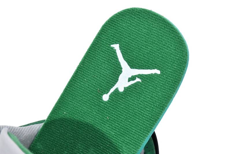 Air Jordan 3 Retro Pine Green