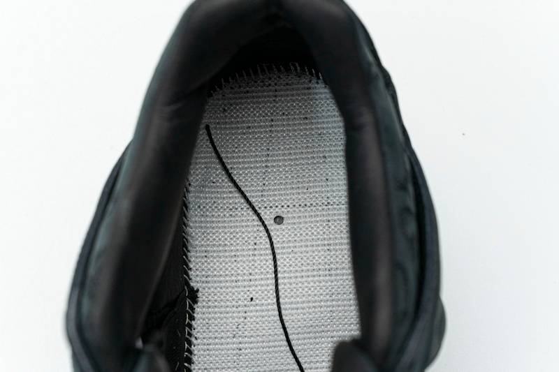 Air Jordan 4 Retro Kaws Black