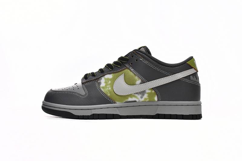 HUF x Nike Dunk Low SB Friends and Family