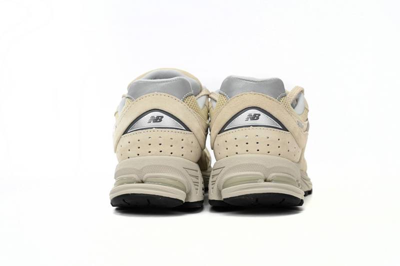 New Balance 2002R Beige