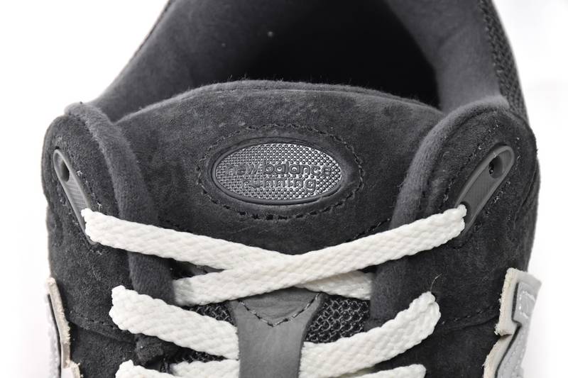 New Balance 2002R Black Dark Grey