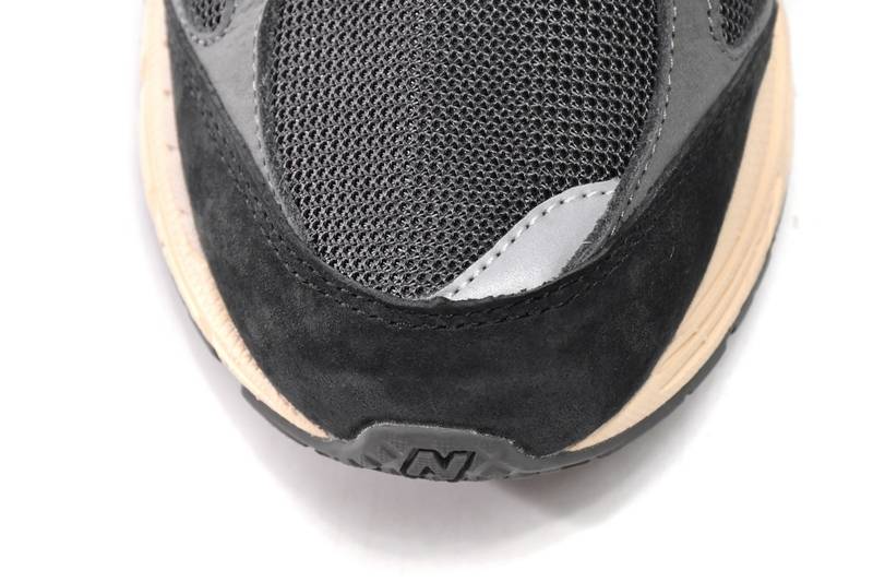 New Balance 2002R Black Dark Grey