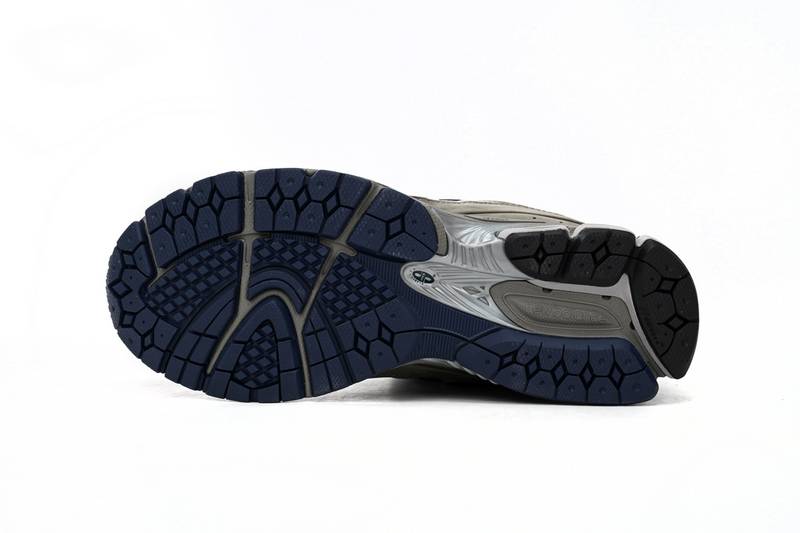 New Balance 2002R Golden Ash