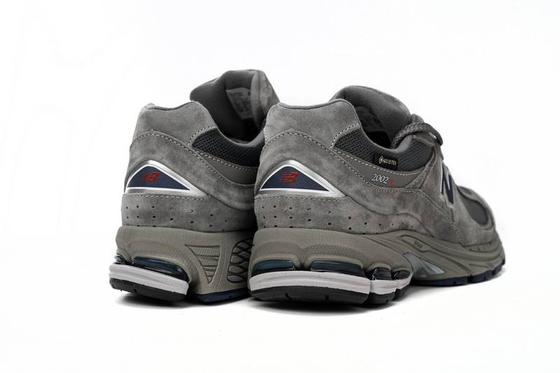 New Balance 2002R Gore-Tex Castlerock