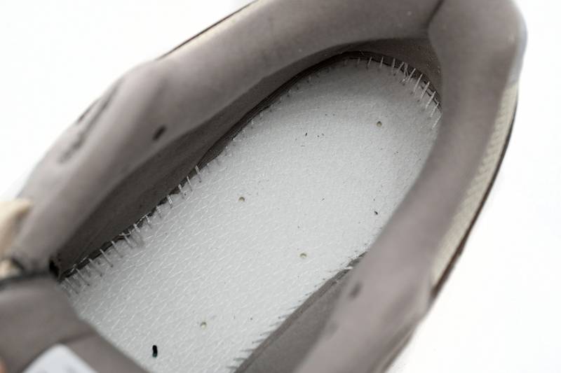 New Balance 2002R Oasis