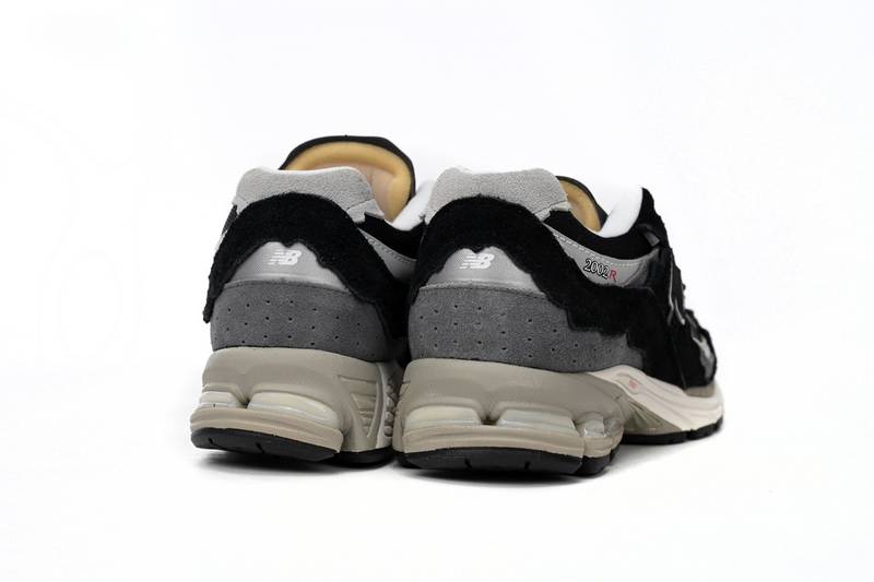 New Balance 2002R Protection Pack Black Grey