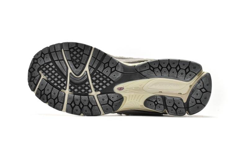 New Balance 2002R Protection Pack Rain Cloud