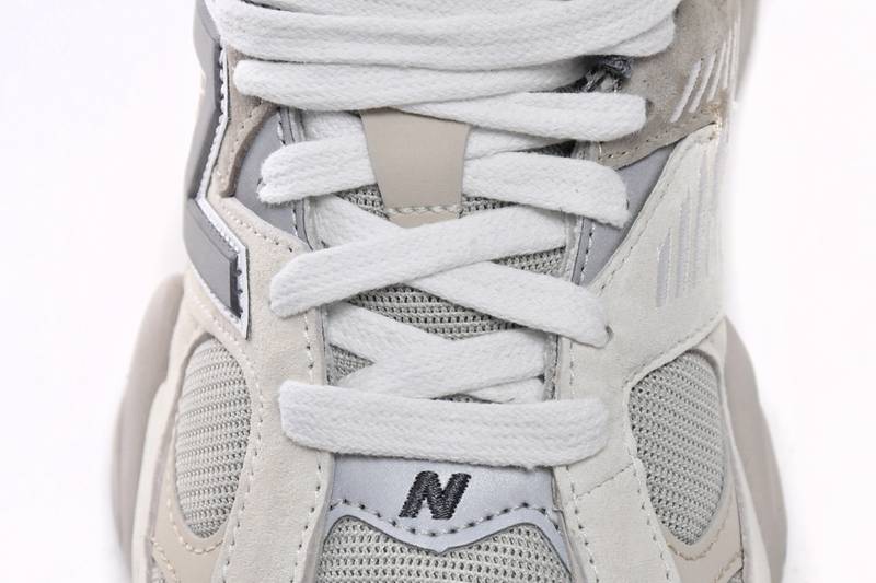 New Balance 9060 Sea Salt