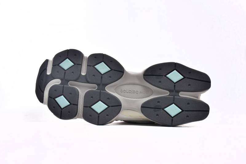 New Balance 9060 Sea Salt