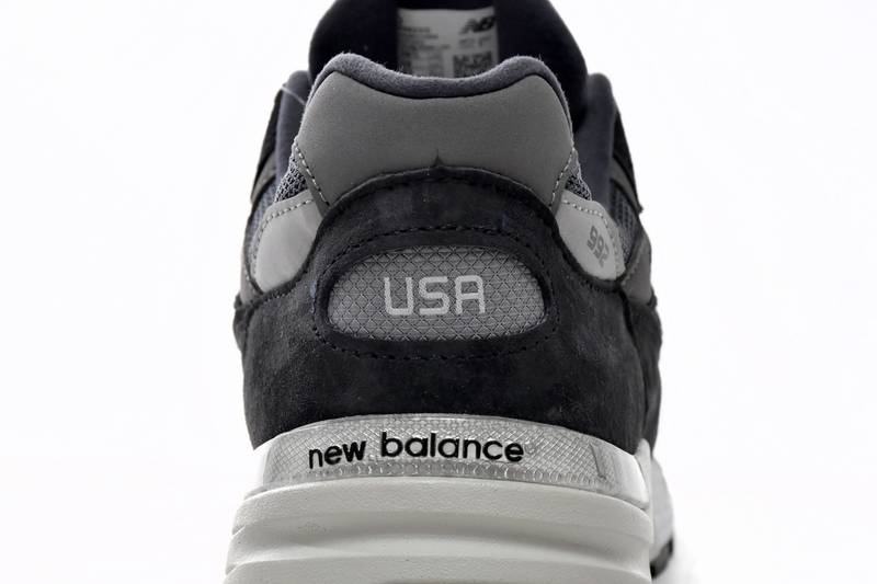 New Balance 992 Navy Grey