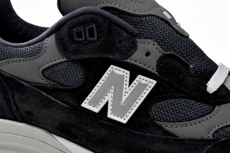 New Balance 992 Navy Grey