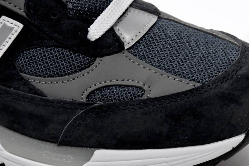 New Balance 992 Navy Grey