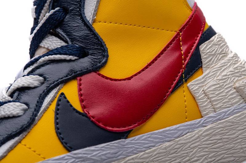 Nike Blazer Mid sacai Snow Beach