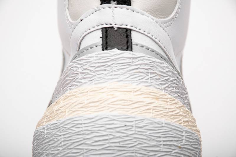 Nike Blazer Mid sacai White Grey