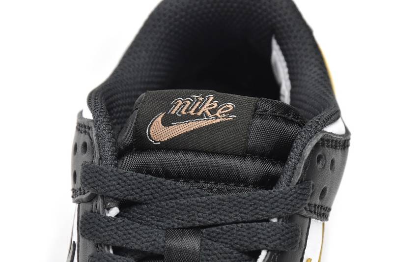 Nike Dunk Low Black White Metallic