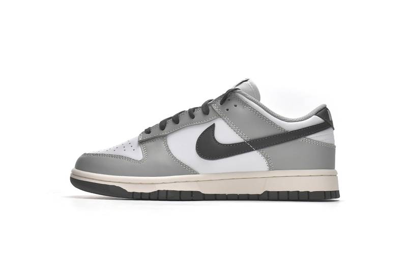 Nike Dunk Low Light Smoke Grey