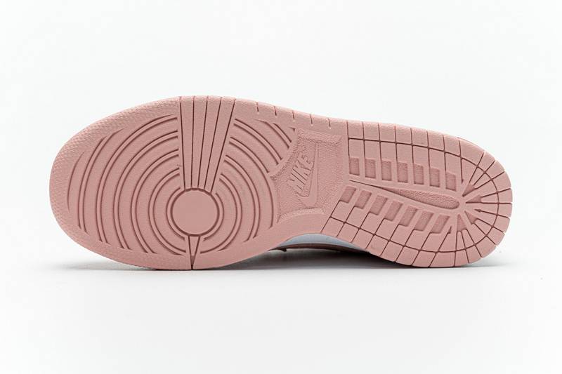 Nike Dunk Low Orange Pearl (W)