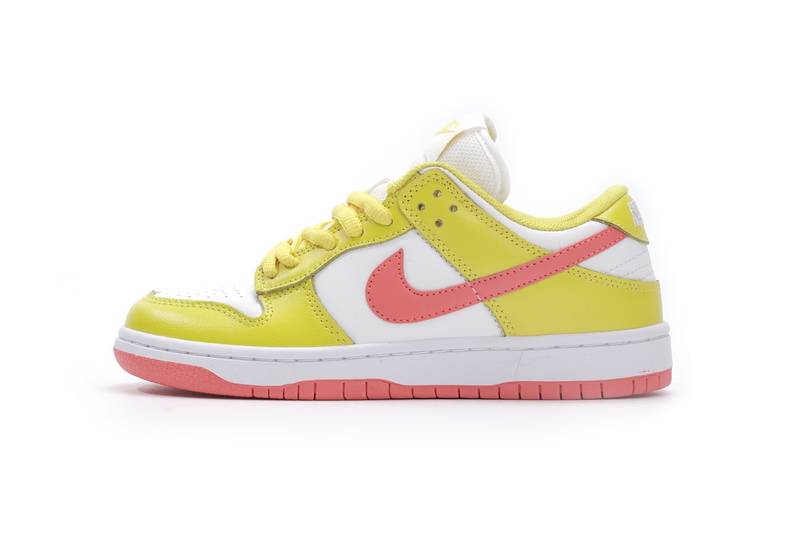 Nike Dunk Low Samba