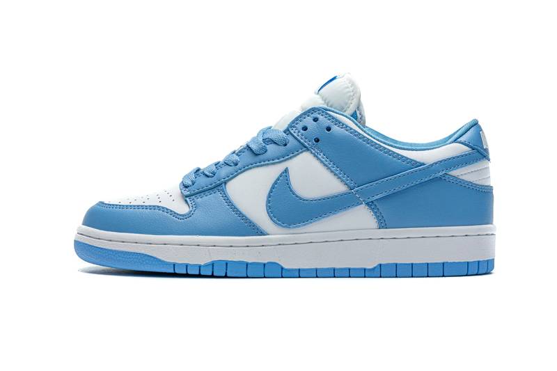 Nike Dunk Low UNC (2021)