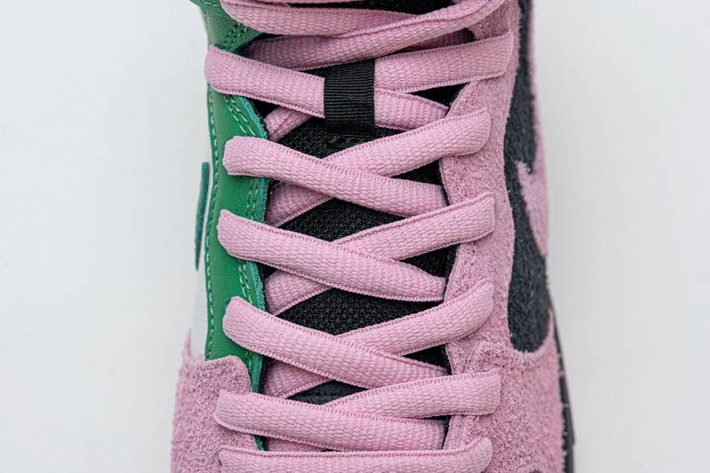 Nike SB Dunk High Invert Celtics
