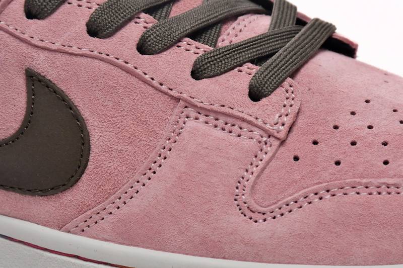 Nike SB Dunk Low AE86 Pink