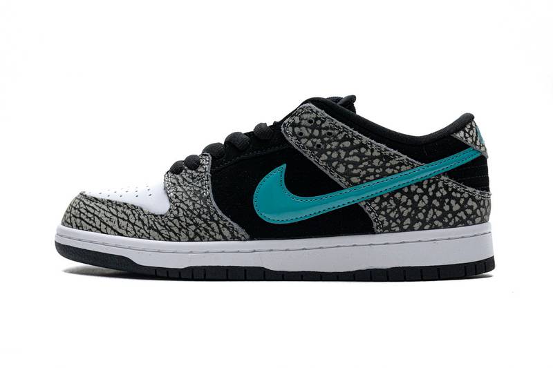 Nike SB Dunk Low atmos Elephant