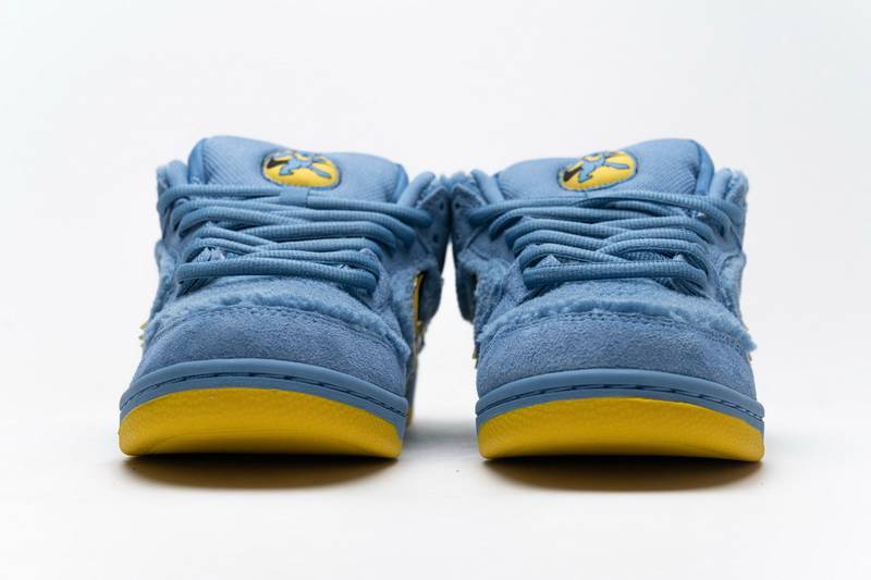 Nike SB Dunk Low Grateful Dead Blue Bear