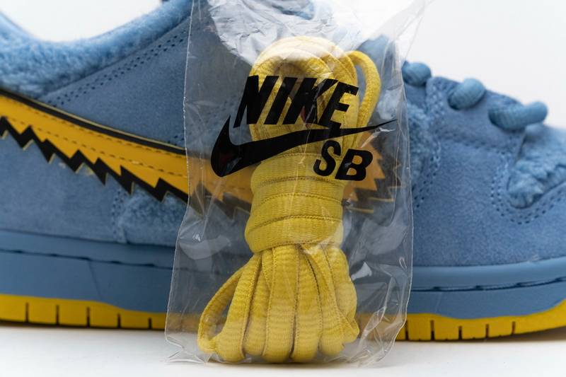 Nike SB Dunk Low Grateful Dead Blue Bear