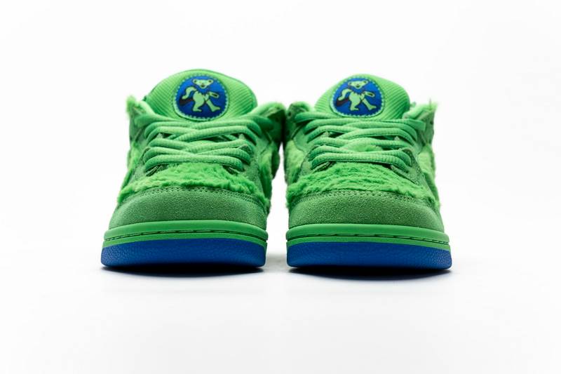 Nike SB Dunk Low Grateful Dead Green Bear