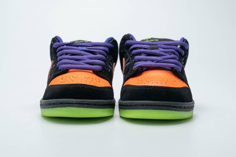 Nike SB Dunk Low Night of Mischief Halloween​