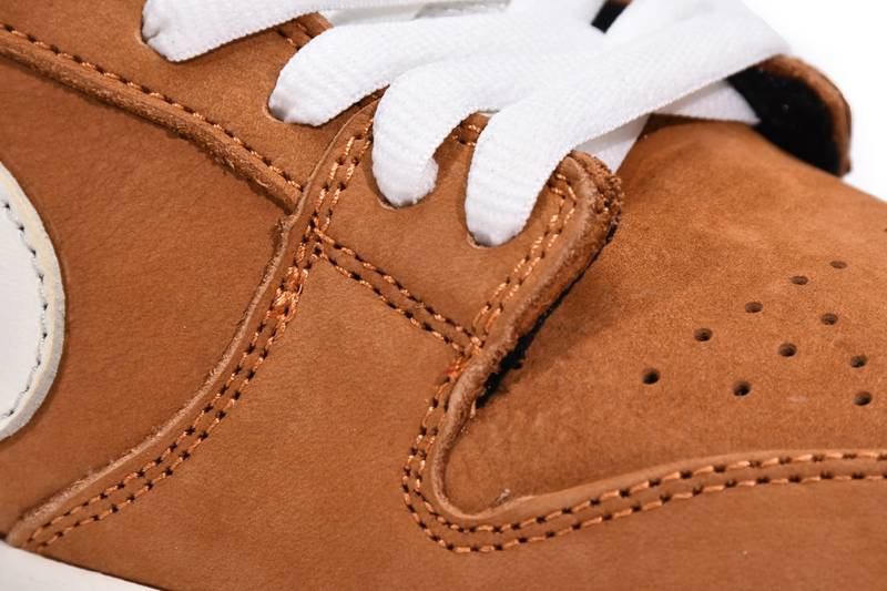Nike SB Dunk Low Pro Iso DK Russet Sail​