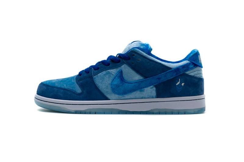 Nike SB Dunk Low Strange Love Blue